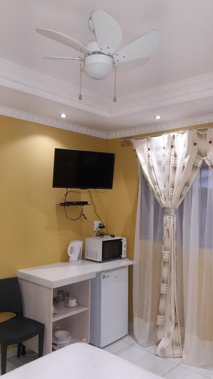 The Whitehouse Hotel Port Shepstone Esterno foto