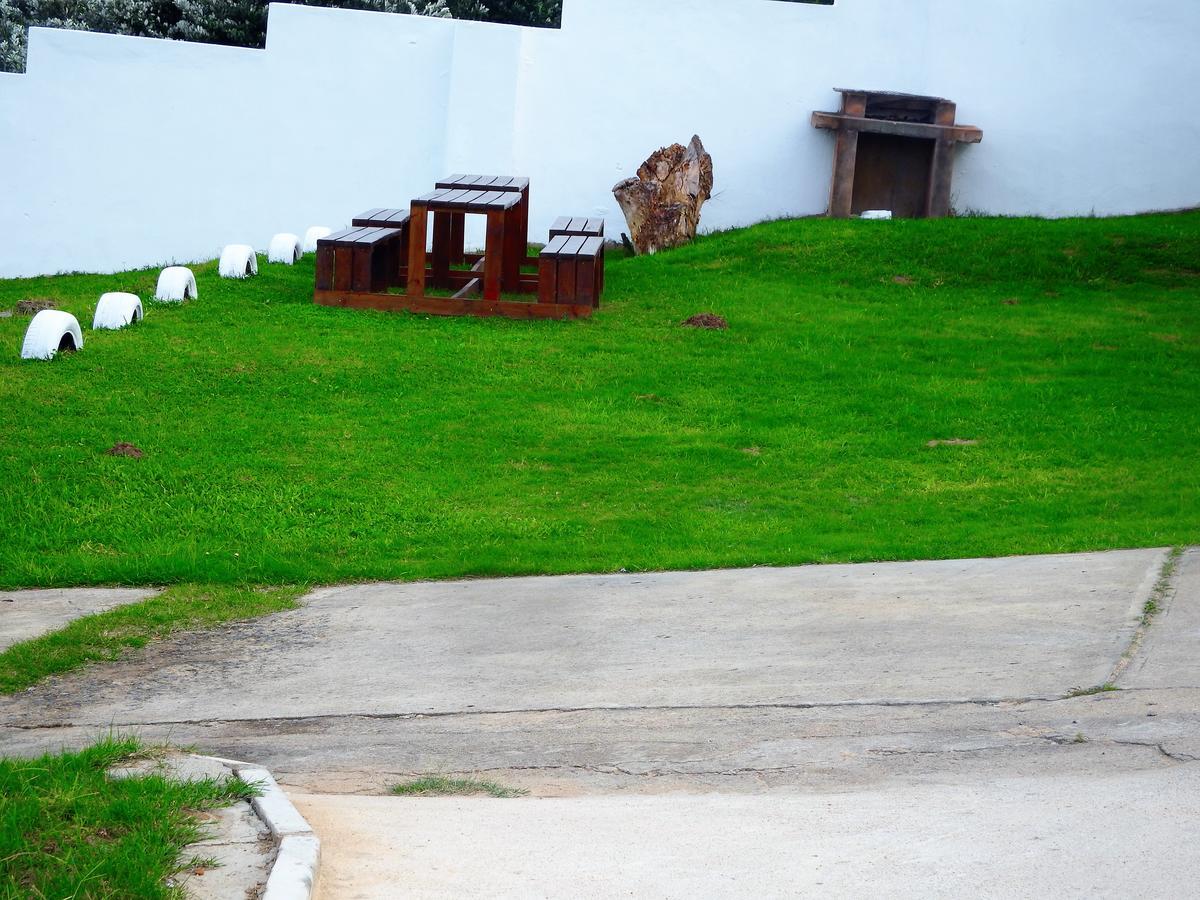 The Whitehouse Hotel Port Shepstone Esterno foto