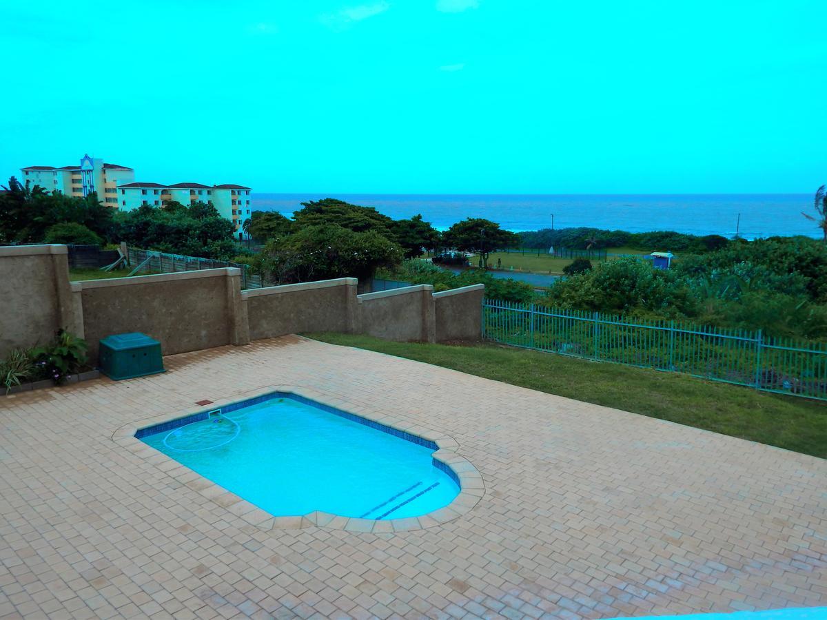 The Whitehouse Hotel Port Shepstone Esterno foto