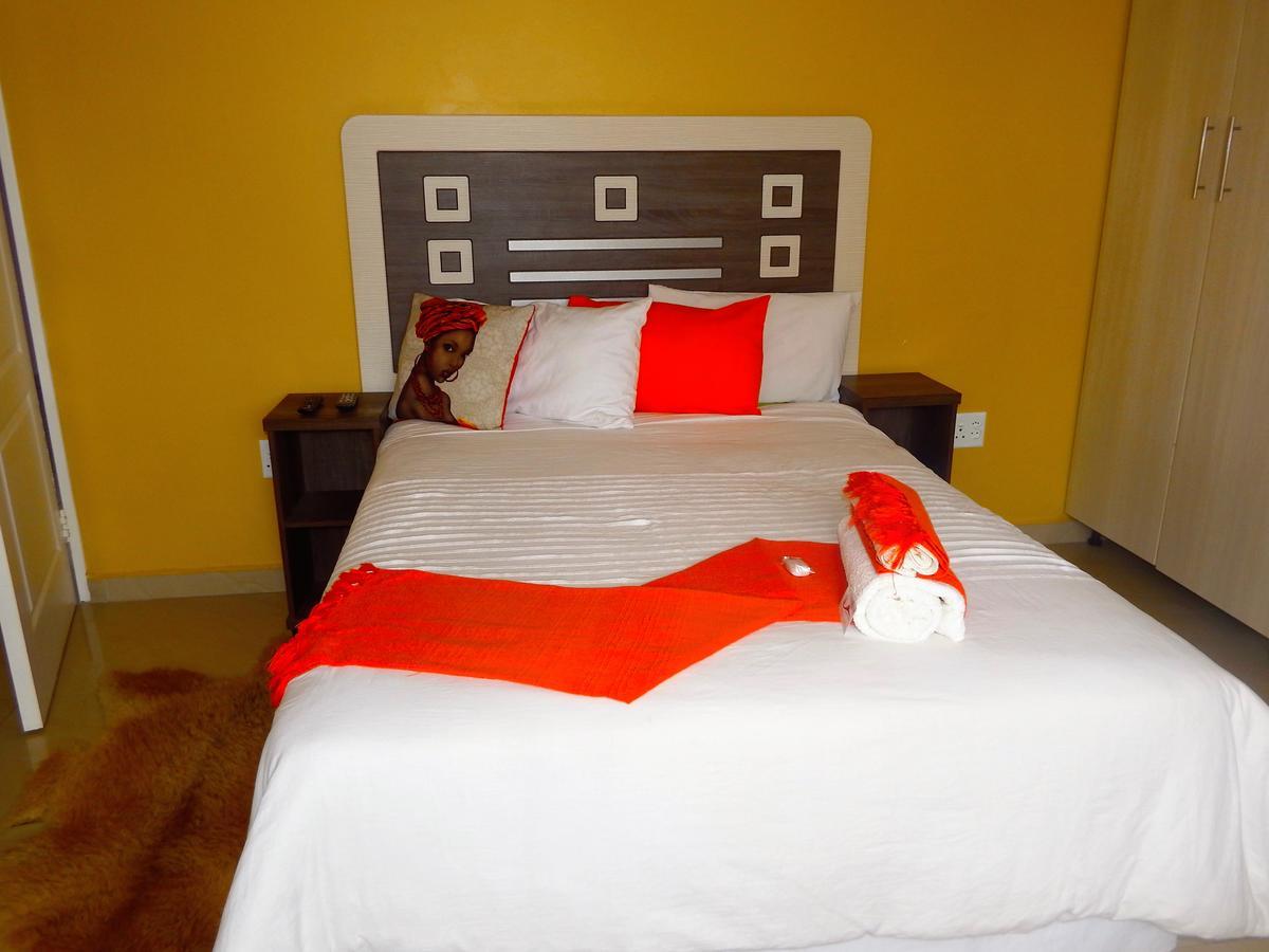 The Whitehouse Hotel Port Shepstone Esterno foto